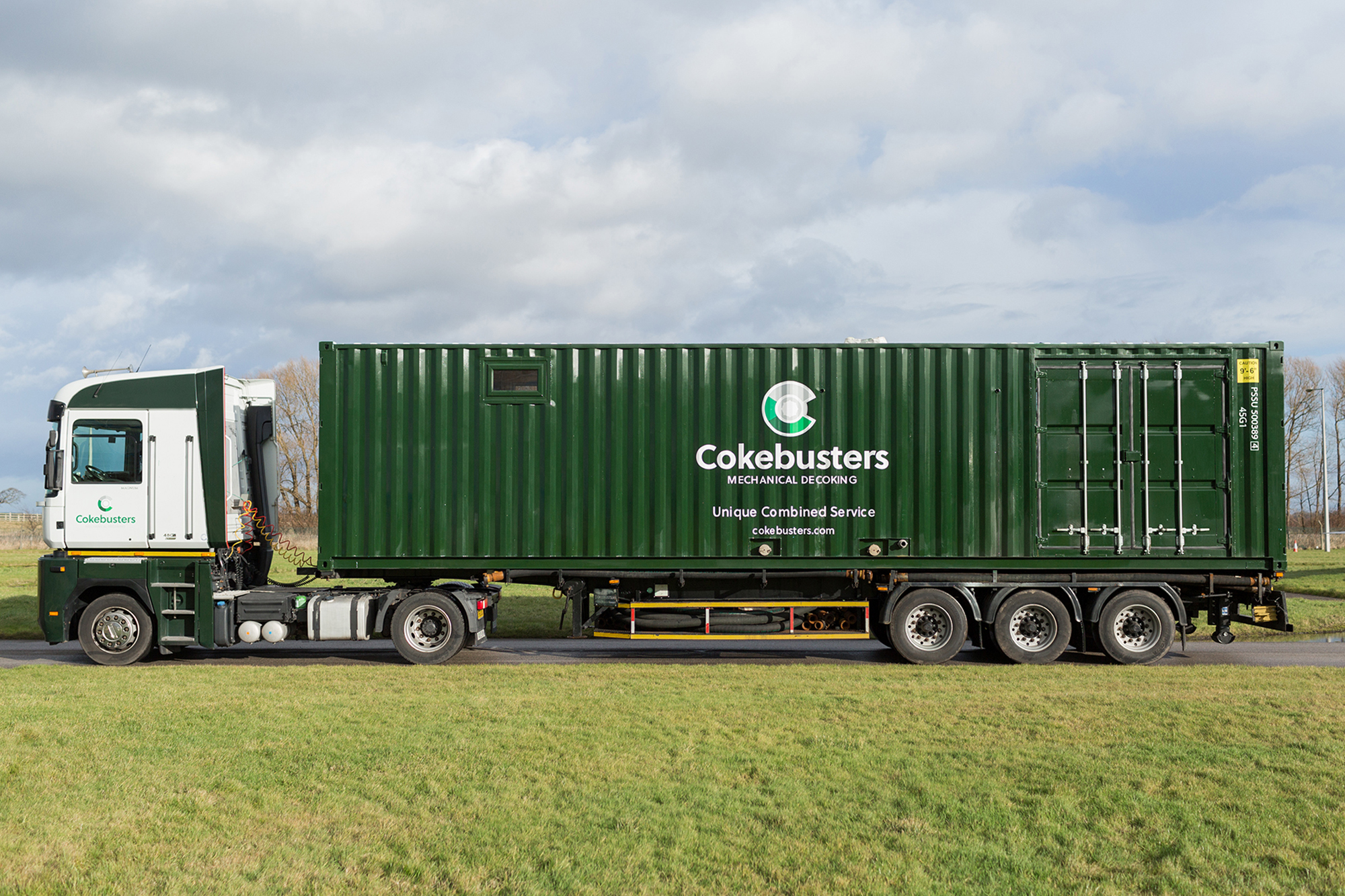 Cokebusters specialist containerised Double Pumping Unit for mechanical decoking and cleaning