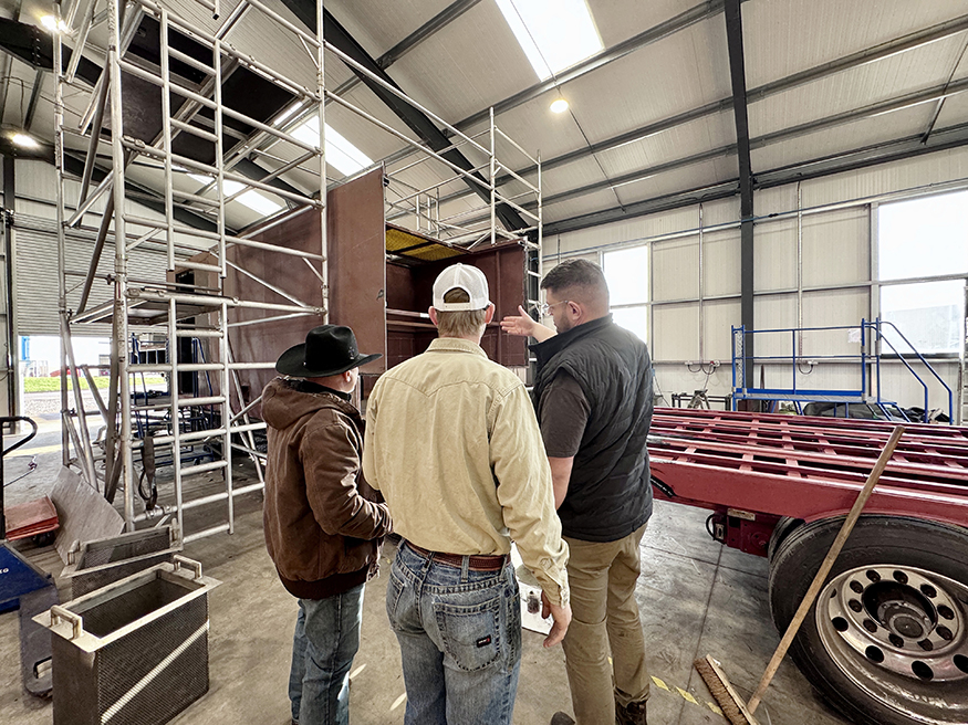 US UK collaboration Cokebusters Double pumping Unit in construction