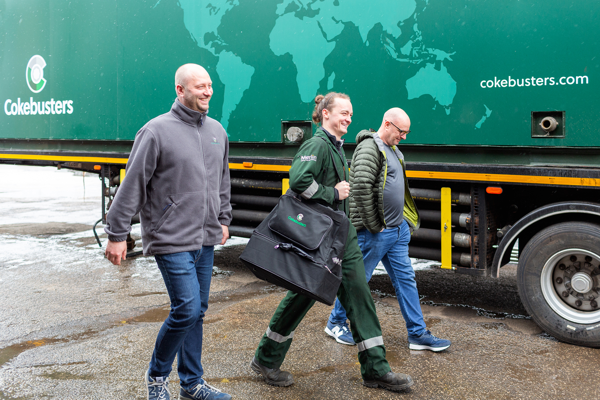 Cokebusters operations team returning from site following successful combined service job in Turkey